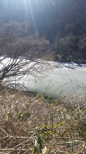 20180204_凍った花貫ダム湖
