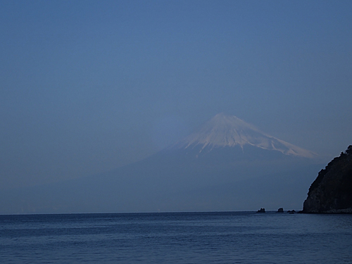 富士山の日はうっすら富士山