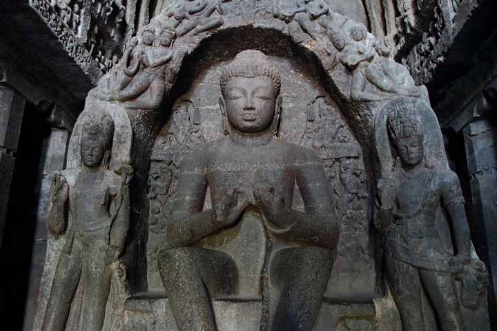 171002_Cave10-Stupa_Buddha.jpg