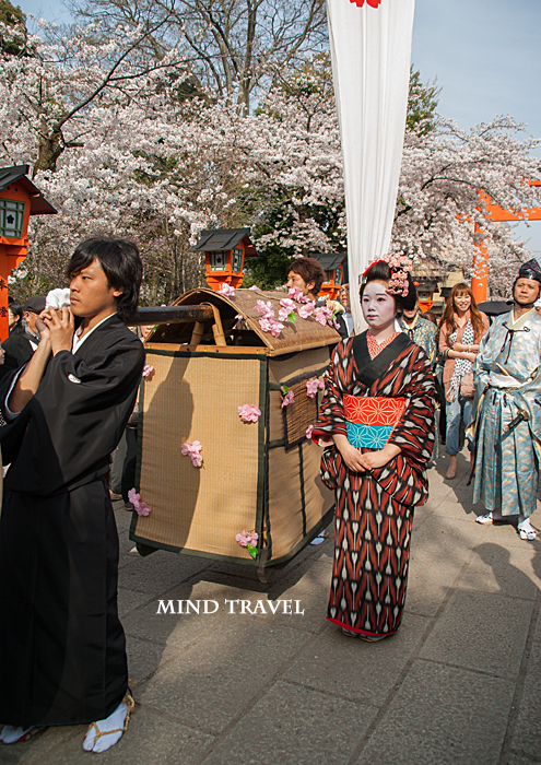 平野神社　桜祭神幸祭　駕籠