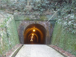 メイジ隧道