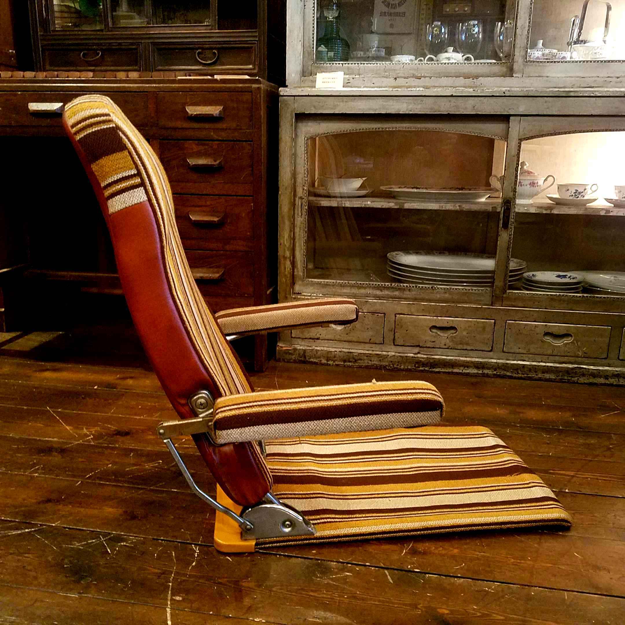 希少】木製 座椅子 折り畳み レトロ 昭和 アンティーク - 座椅子